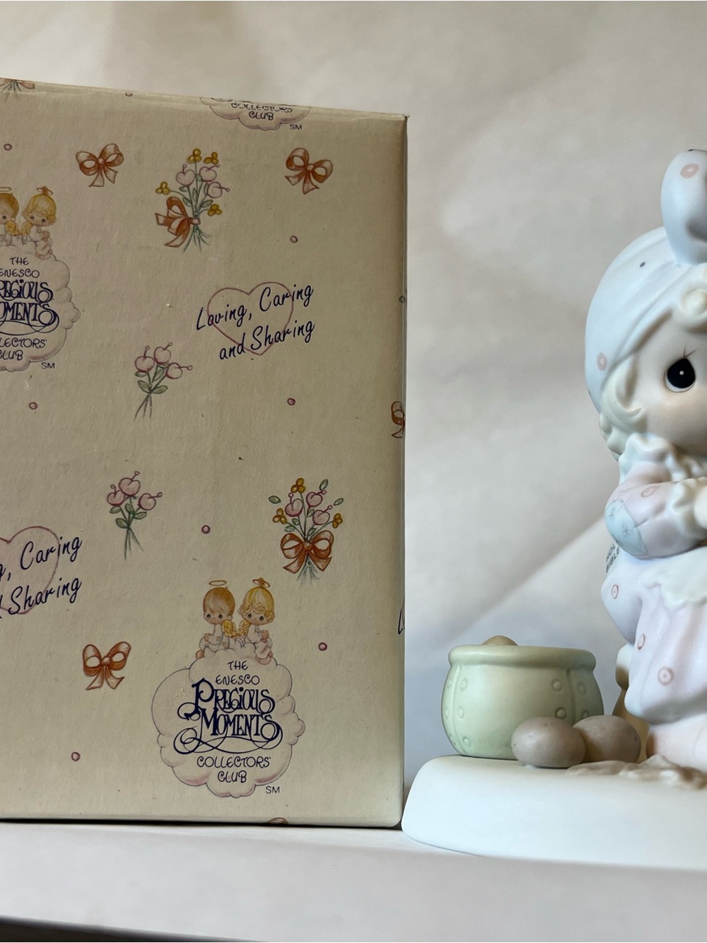 Enesco Precious Moments Figurine in Cream and Pastel Pink - Picture 2 of 6